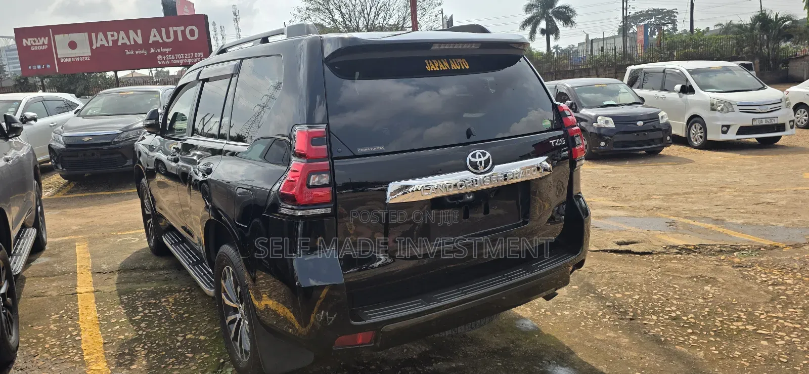 Toyota Land Cruiser Prado 2022 Black