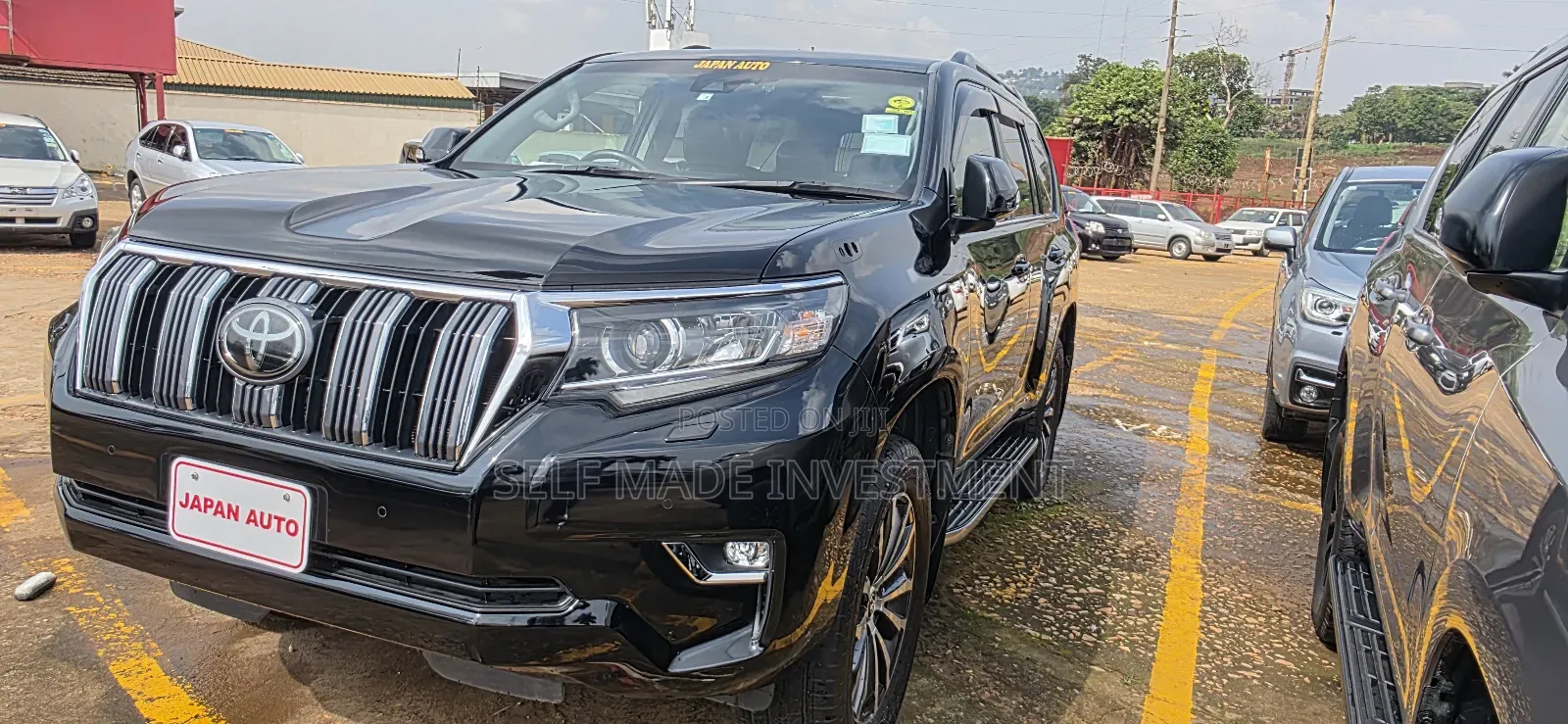 Toyota Land Cruiser Prado 2022 Black