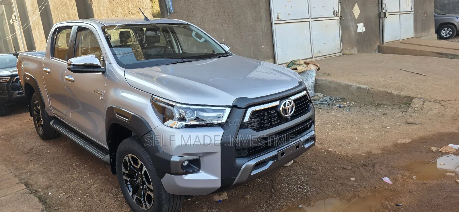 New Toyota Hilux 2025 Silver