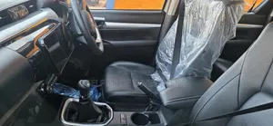 New Toyota Hilux 2025 Silver