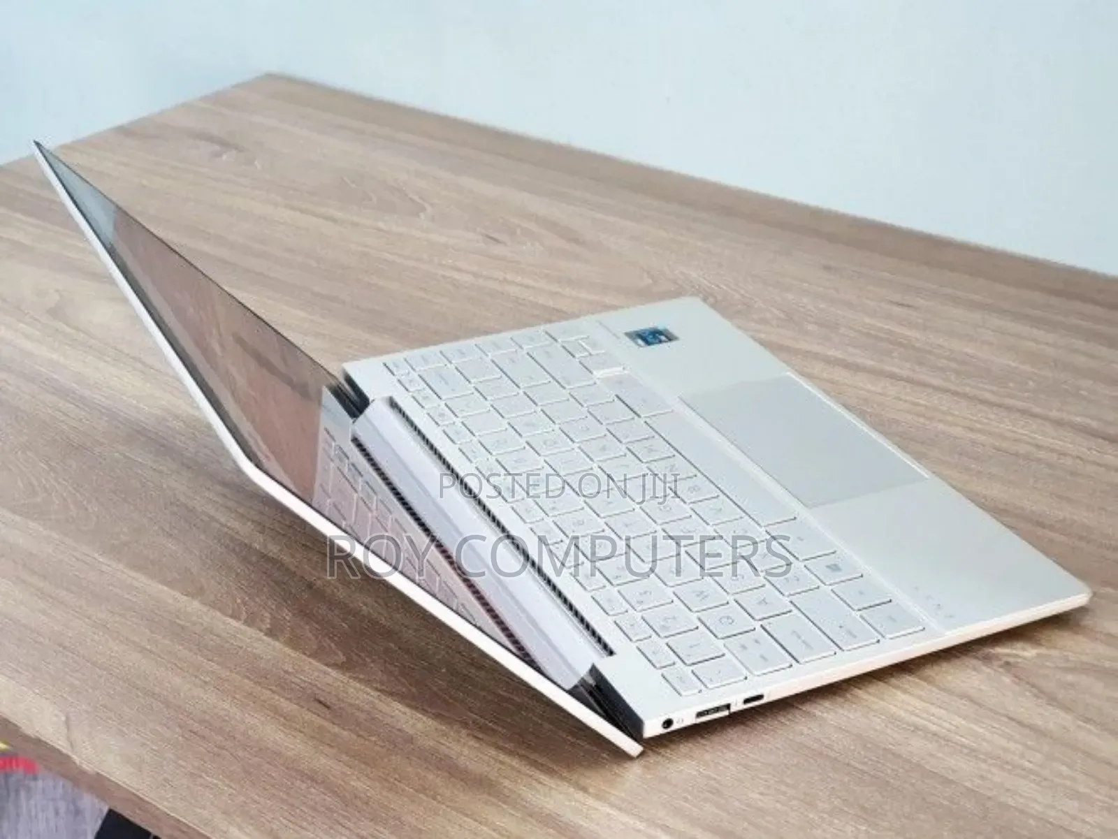 New Laptop HP Spectre X360 15 16GB Intel Core I7 SSD 512GB