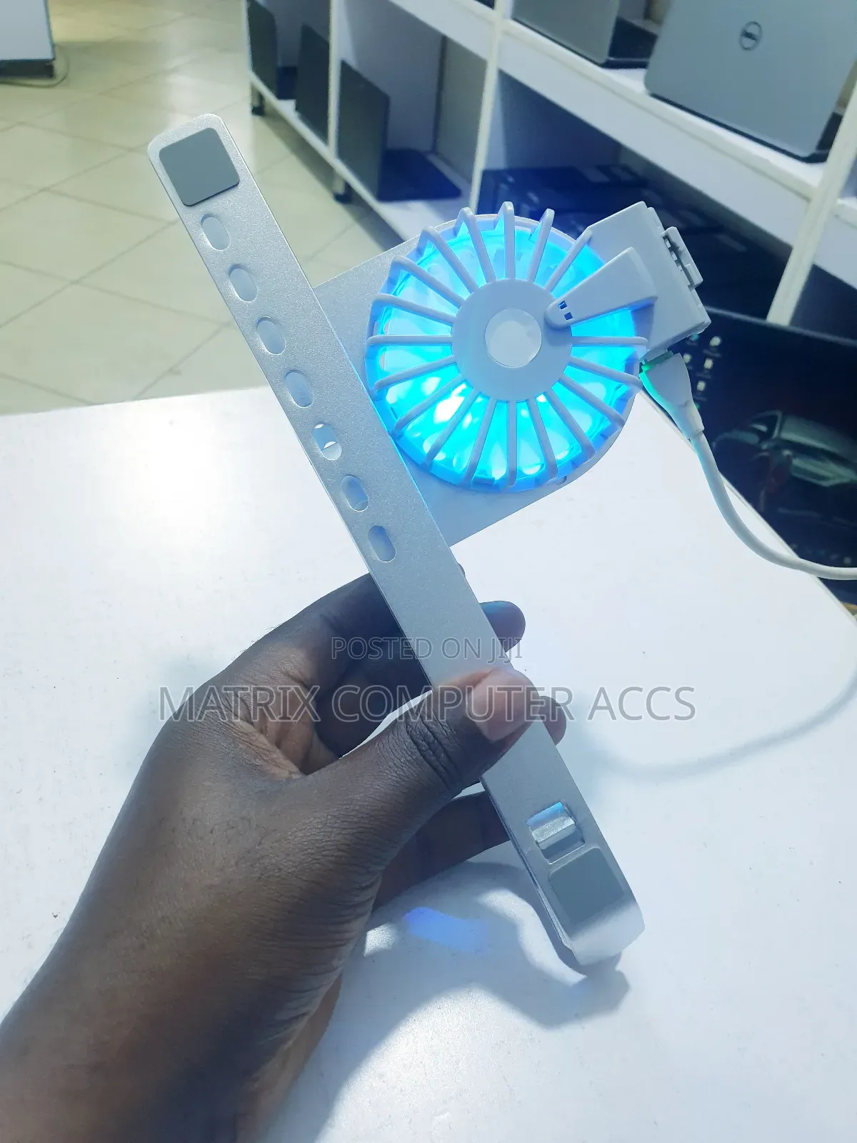 Multifunctional Laptop Stand With Fans