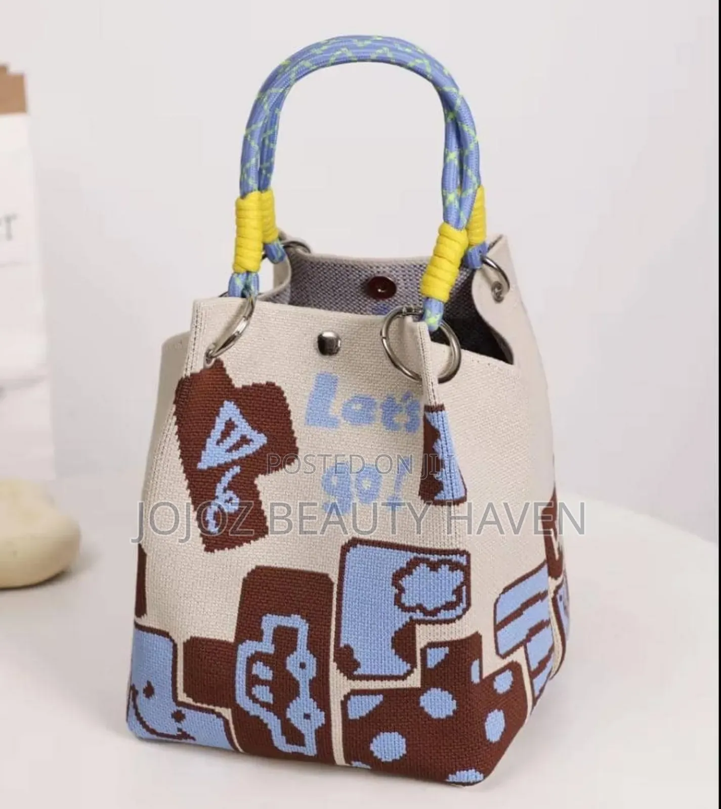 Knitted or Woven Bucket-Style Handbag