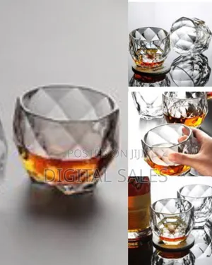 Set of 6 Elegant Faceted Glass Whiskey Tumblers / Drinking Glasses
