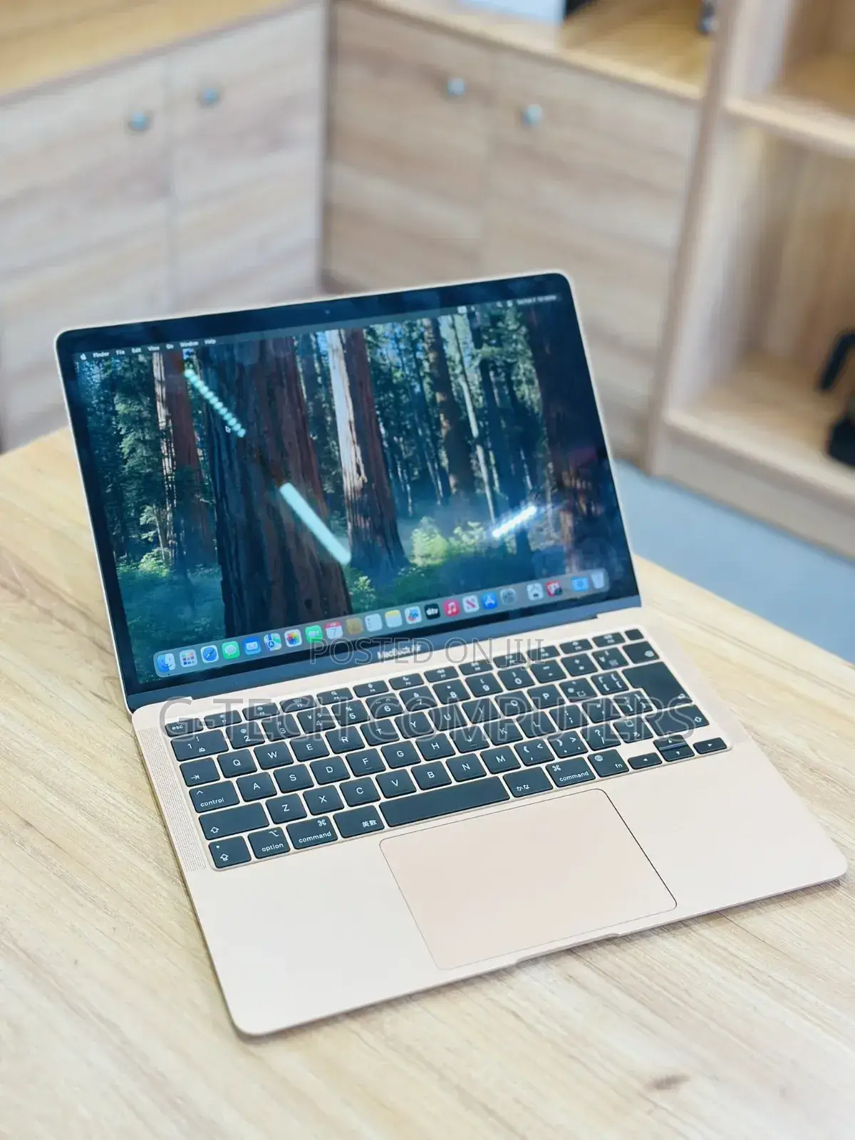 New Laptop Apple MacBook Air 2020 M1 8GB Apple M1 SSD 512GB