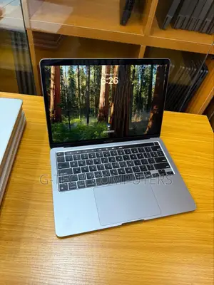 New Laptop Apple MacBook Pro 2020 M1 8GB Apple M1 Pro SSD 512GB