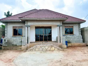 3bdrm Bungalow in Namugongo Bukerere, Goma for sale