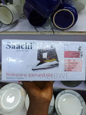 Saachi Dry Flat Iron