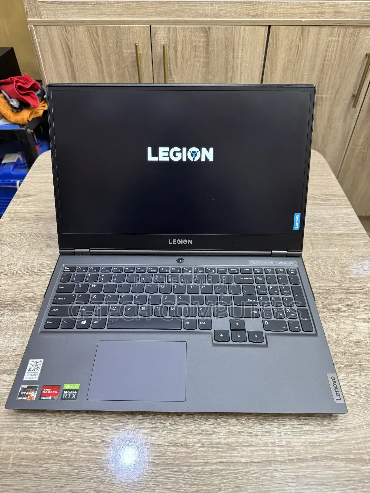 New Laptop Lenovo Legion 5 8GB AMD Ryzen 5 SSD 512GB