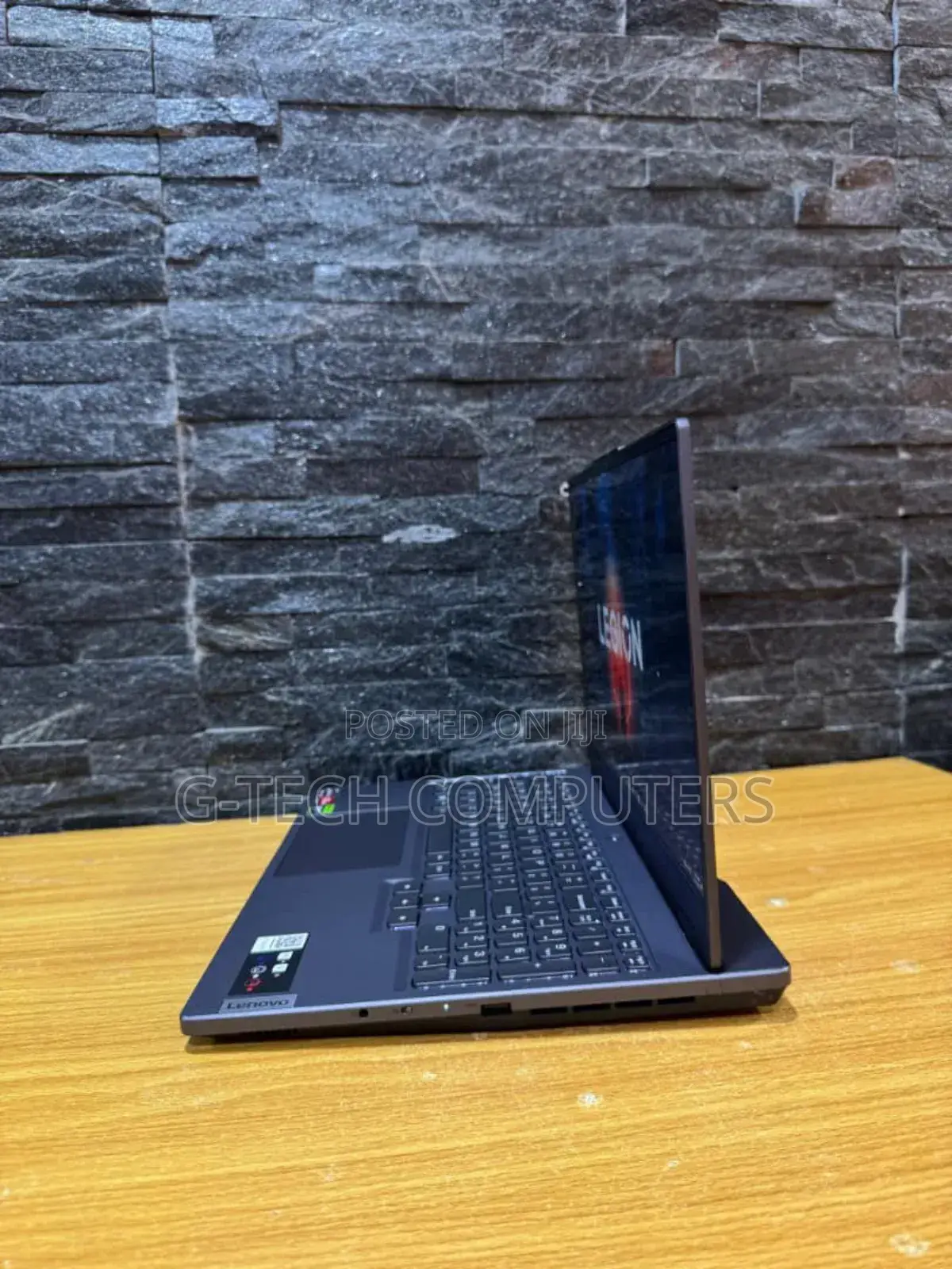 New Laptop Lenovo Legion 5 8GB AMD Ryzen 5 SSD 512GB
