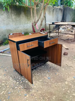 Universal Cabinets