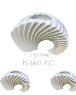 Modern Ceramic Seashell/Spiral Decorative Vase