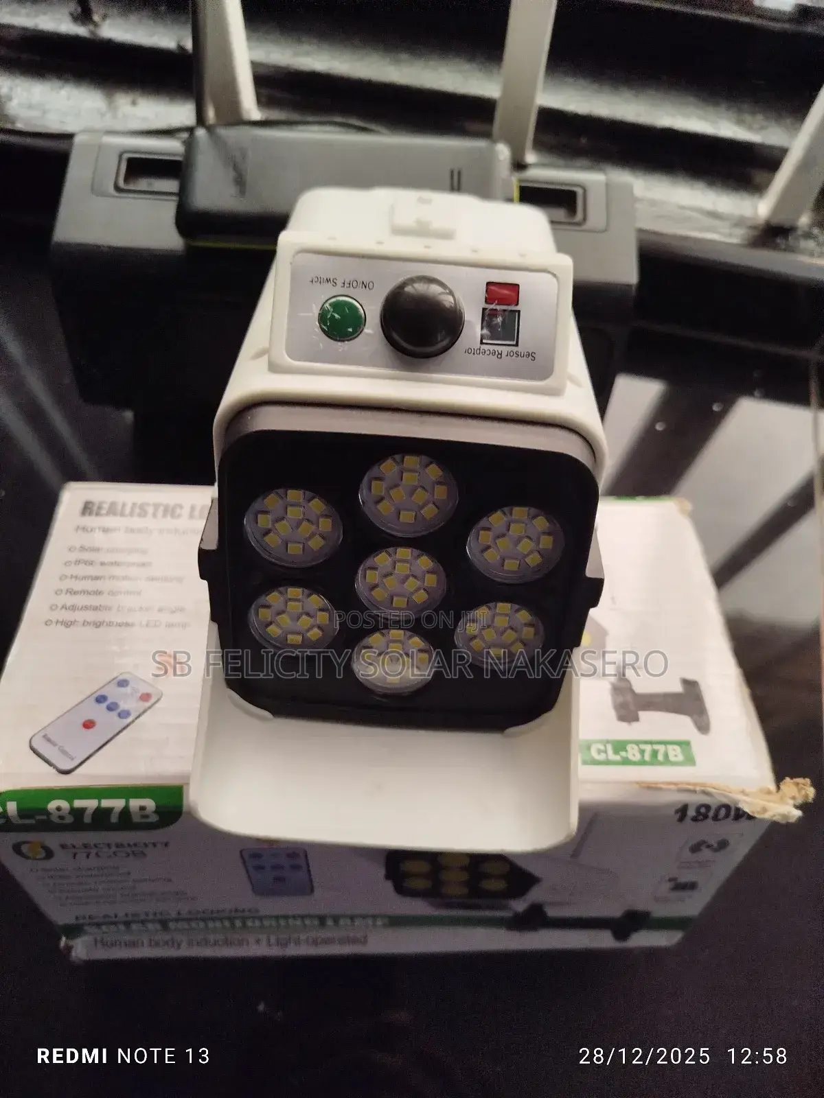 Solar Monitoring Lamp