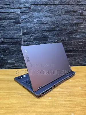 New Laptop Lenovo Legion 5 16GB AMD Ryzen 5 SSD 512GB