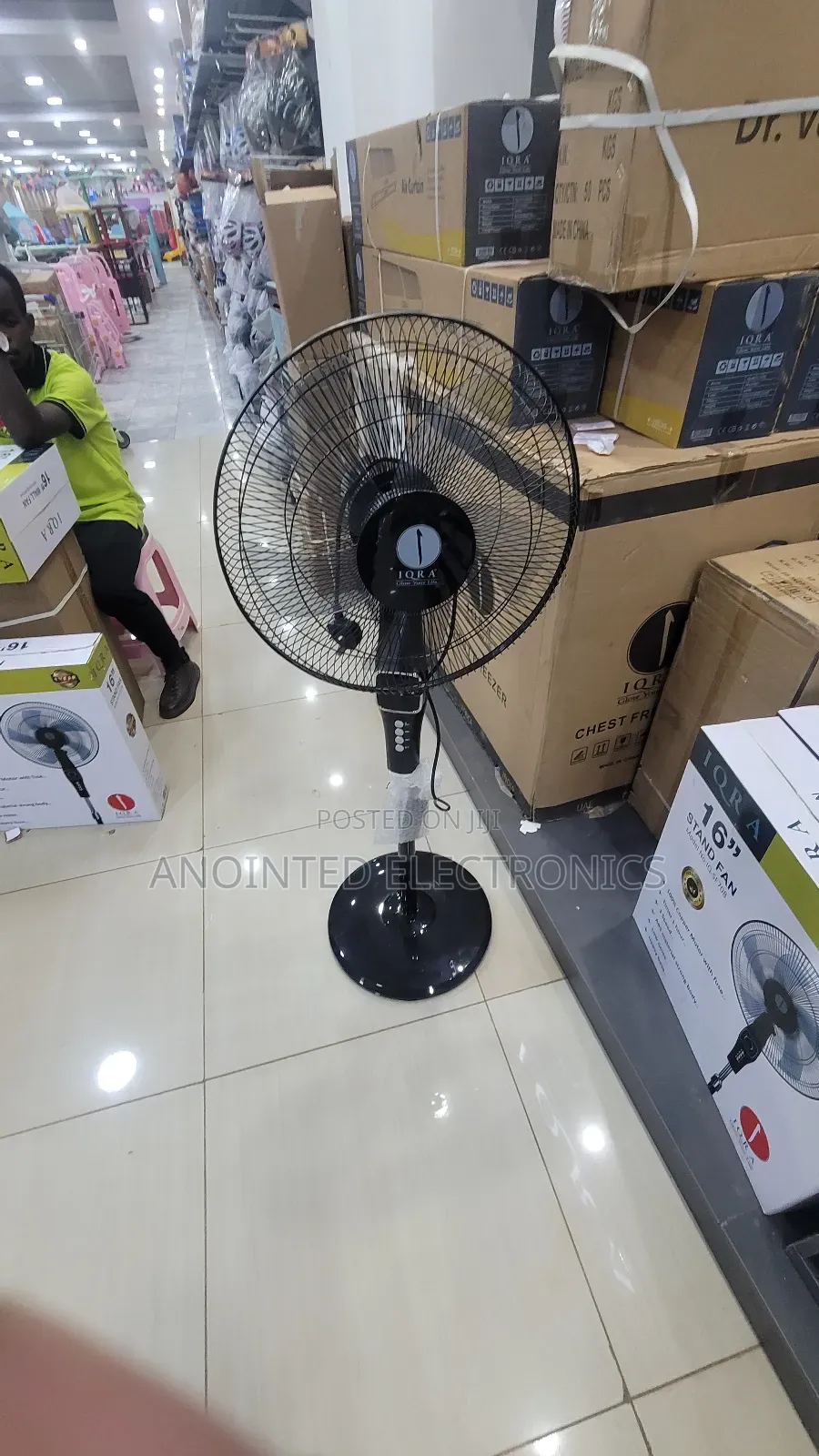 Iqra Standing Fan With a Remote