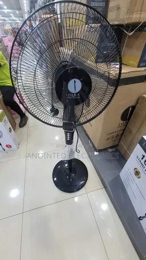 Iqra Fan With a Remote