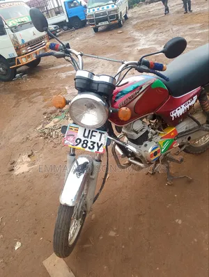 Bajaj Boxer 2022 Red