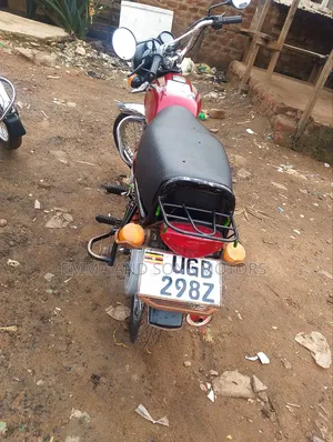 Bajaj Boxer 2024 Red