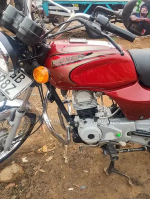 Bajaj Boxer 2024 Red