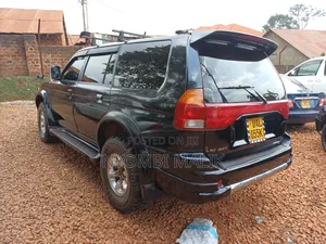 Mitsubishi Challenger 2005 Black