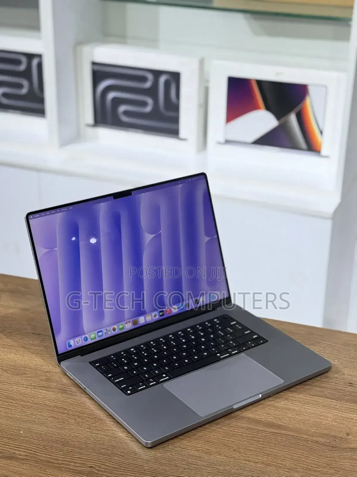 New Laptop Apple MacBook Pro 2023 M2 Max 16-Inch 16GB Apple M2 SSD 1T