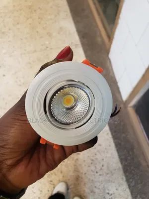 Circular Box Spotlights Changing 3 Colors