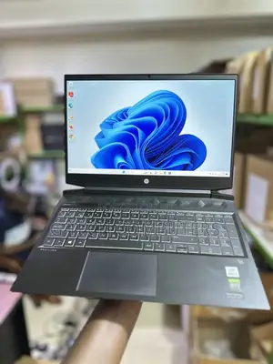 New Laptop HP Pavilion 15 16GB Intel Core I7 SSHD (Hybrid) 1T