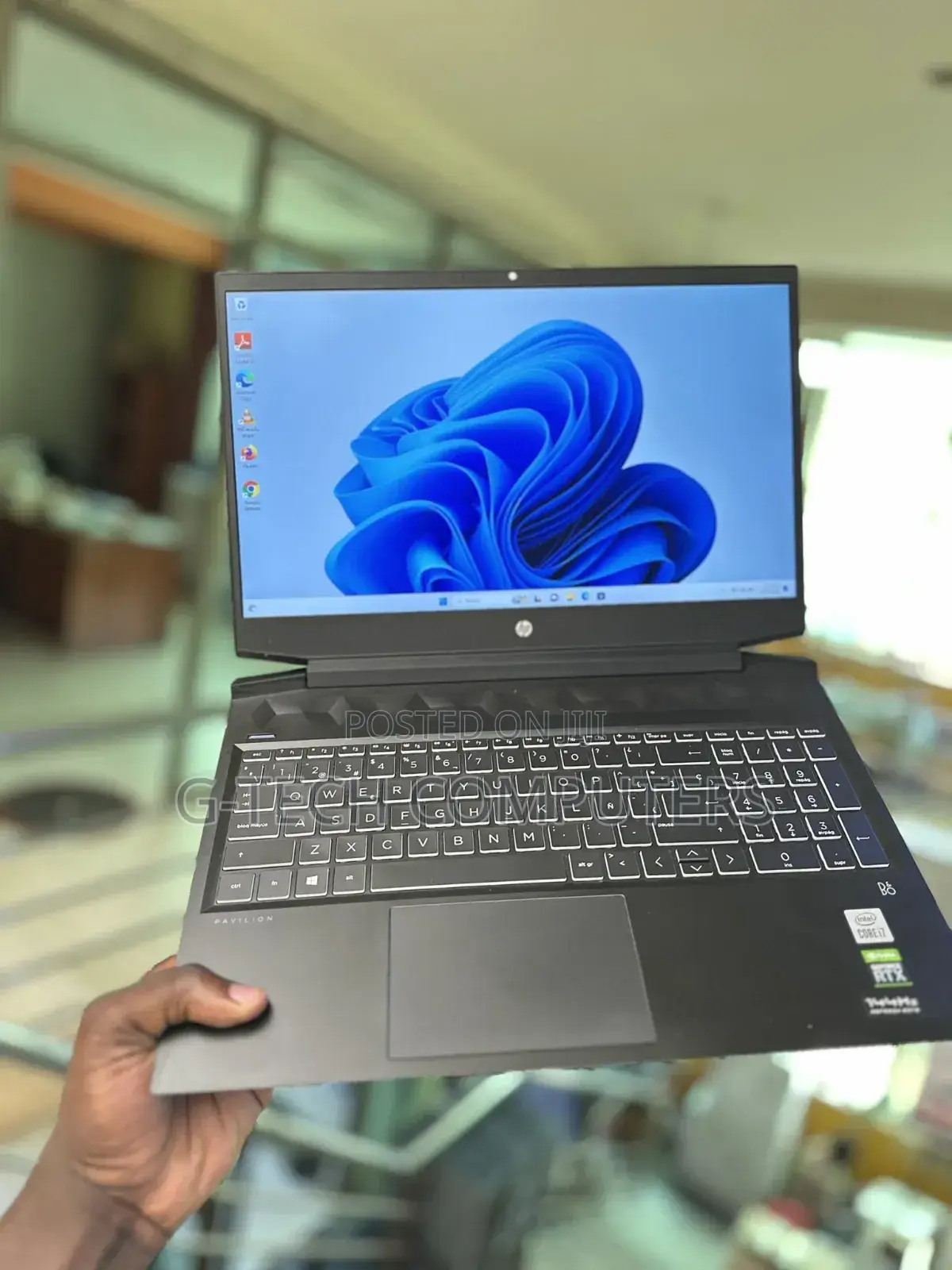 New Laptop HP Pavilion 15 16GB Intel Core I7 SSHD (Hybrid) 1T