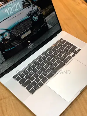 New Laptop Apple MacBook Pro 2019 64GB Intel Core I9 SSD 512GB