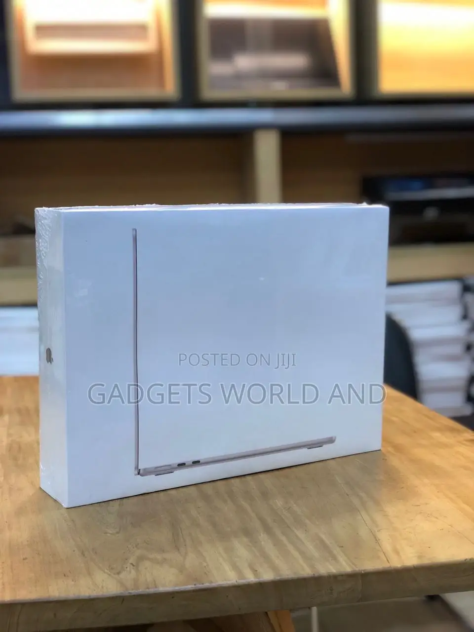 New Laptop Apple MacBook Air 16GB Apple M2 SSD 256GB