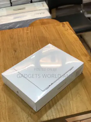 New Laptop Apple MacBook Air 16GB Apple M2 SSD 256GB