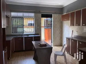 Kira Posh Bungalow In Tarmacked Neighborhood On Quick Sell