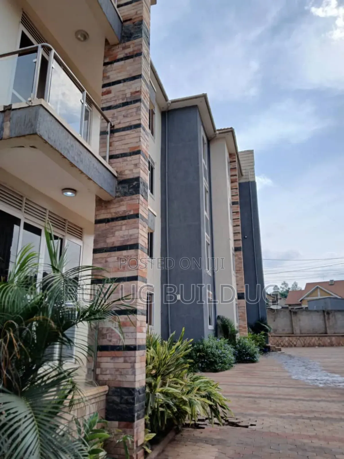 2bdrm Apartment in Kampala Kyanja, Central Division for sale