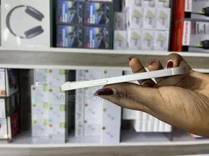 Apple iPhone 13 128 GB White