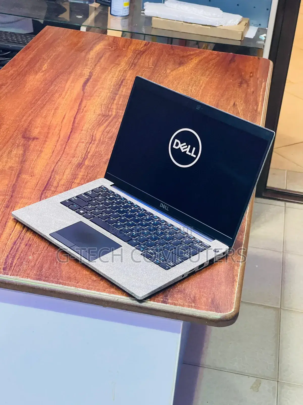 New Laptop Dell Latitude 7390 8GB Intel Core I5 SSD 256GB