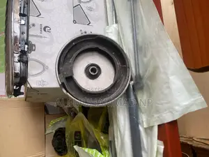 Shock Mount for E70 X6