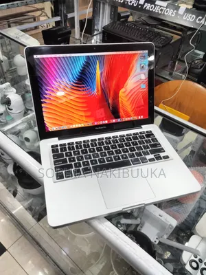 Laptop Apple MacBook Pro 2012 6GB Intel Core I5 HDD 160GB