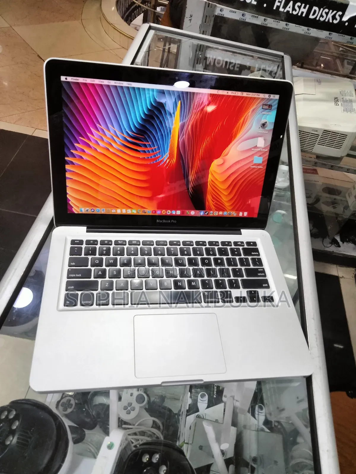 Laptop Apple MacBook Pro 2012 6GB Intel Core I5 HDD 160GB
