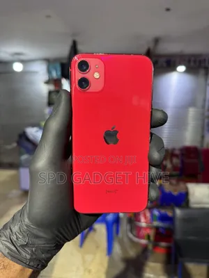 Apple iPhone 11 64 GB Red