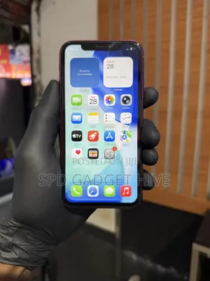 Apple iPhone 11 64 GB Red