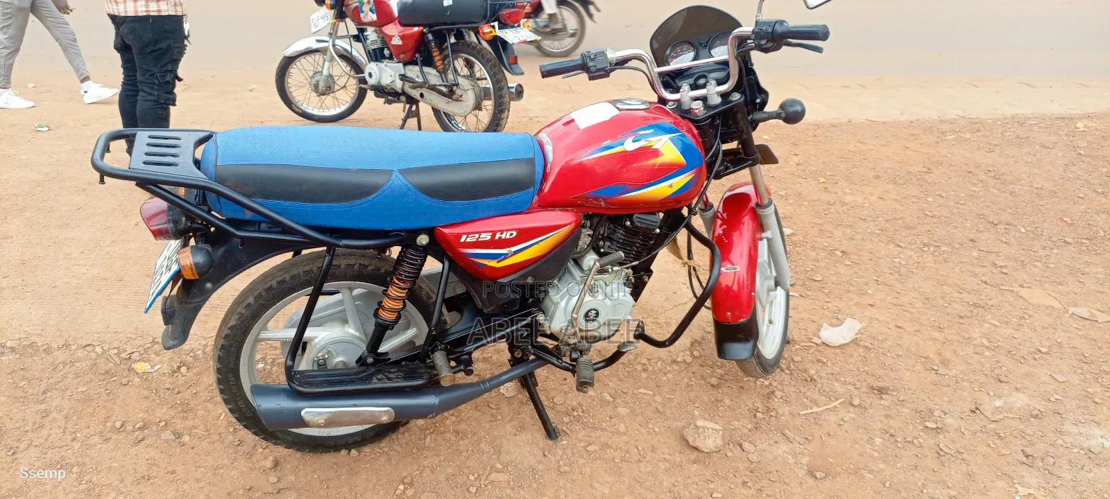 Bajaj Boxer 125 2024 Red