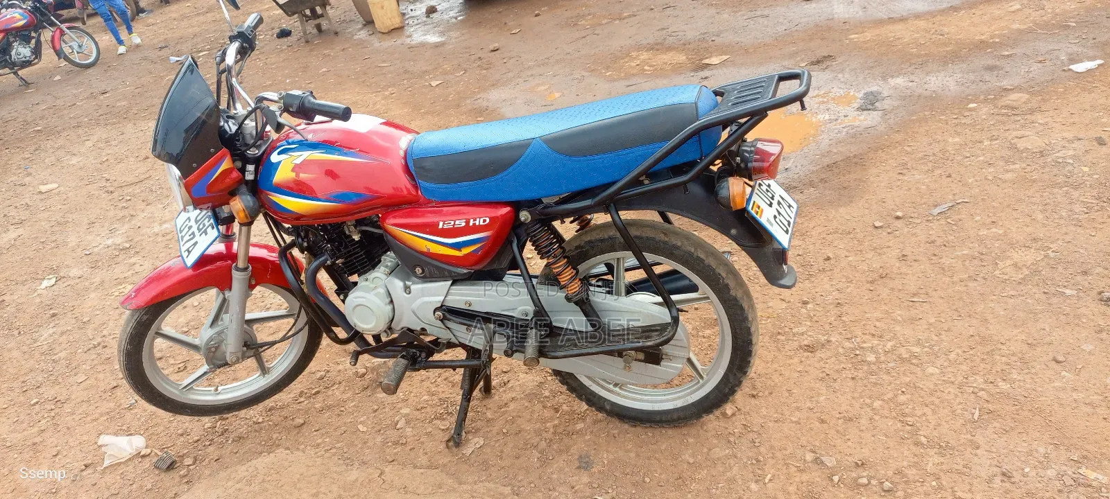 Bajaj Boxer 125 2024 Red