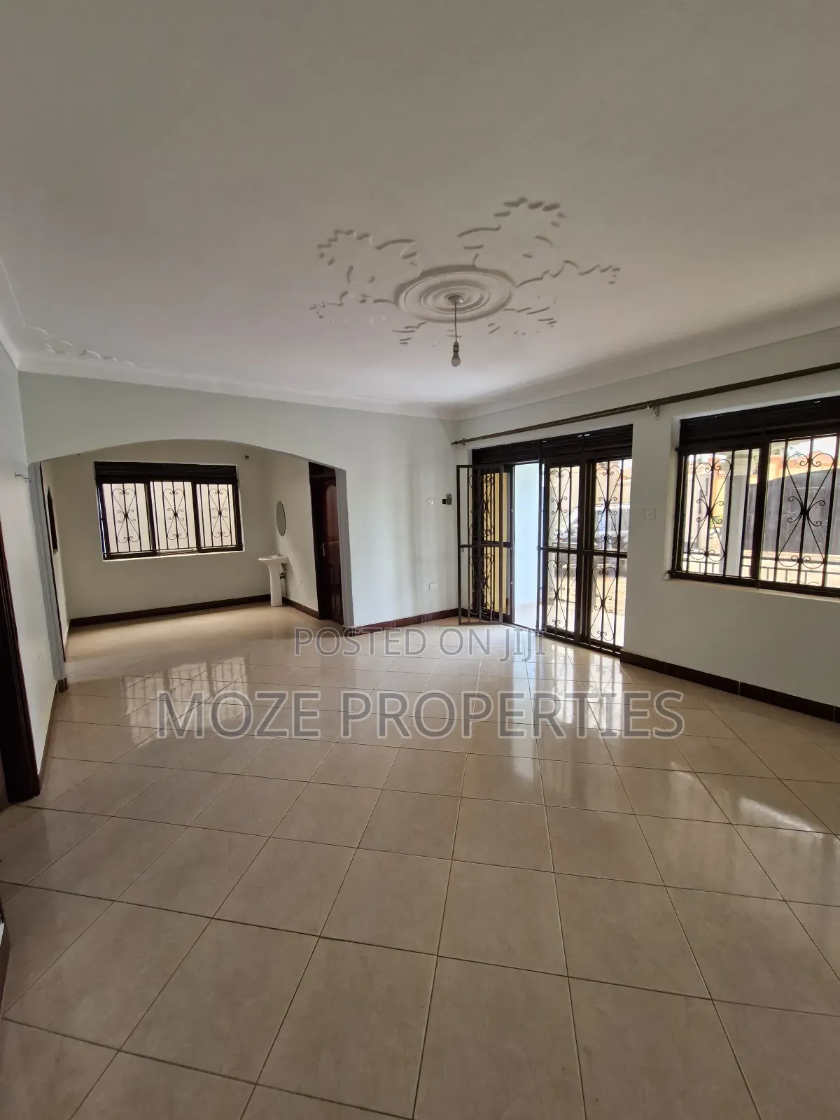 3bdrm Bungalow in Namugongo Kikulu, Central Division for rent