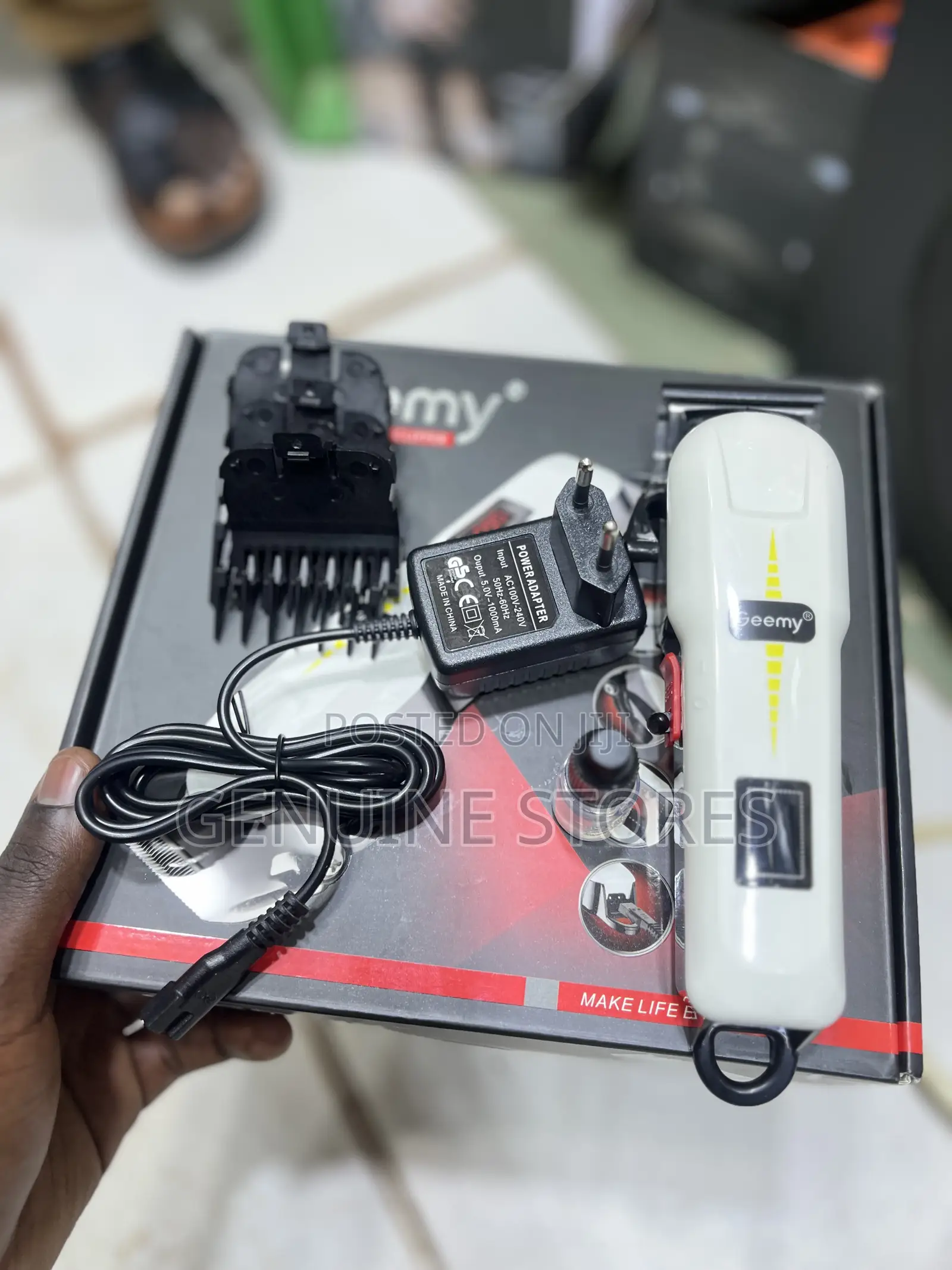 Geemy Rechargeable Triming Machine
