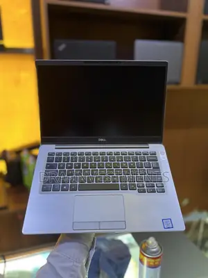 Laptop Dell Latitude 7300 8GB Intel Core I7 SSD 256GB