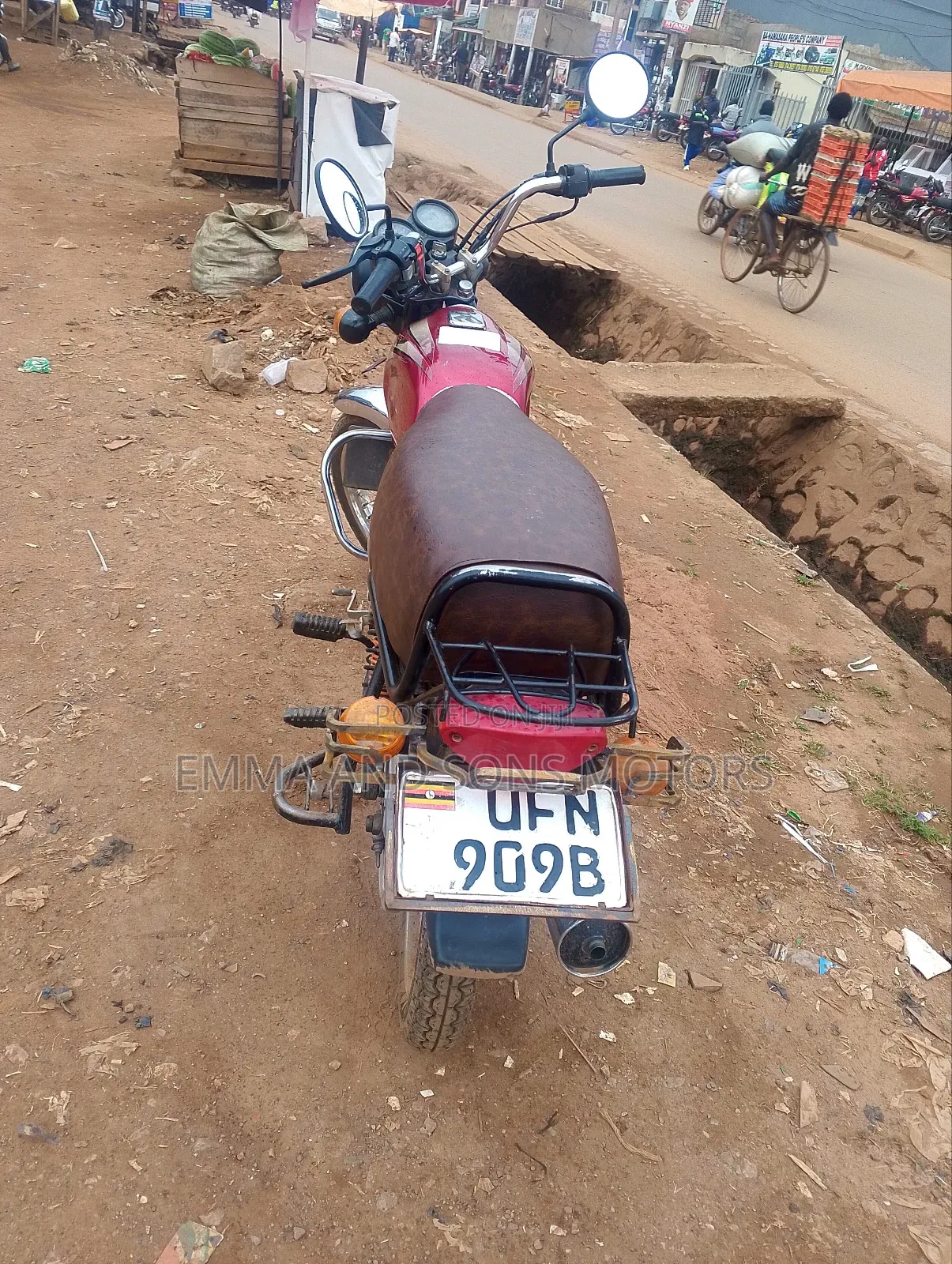 Bajaj Boxer 2023 Red