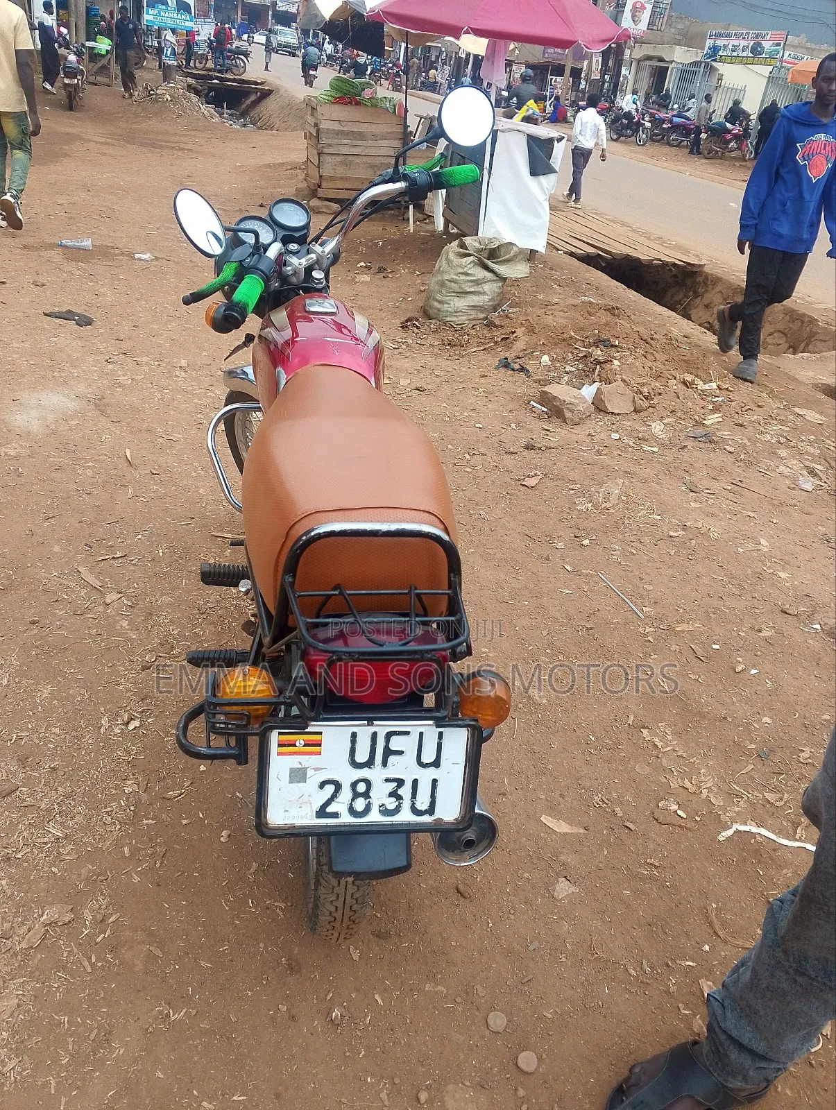 Bajaj Boxer 2023 Red