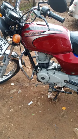Bajaj Boxer 100 2022 Red