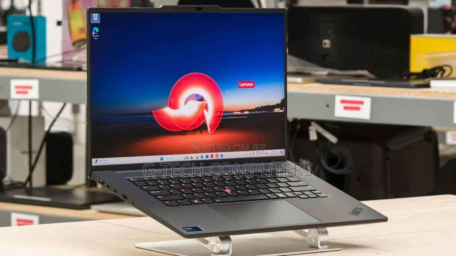 New Laptop Lenovo Thinkpad P15s 16GB Intel Core Ultra 7 SSD 512GB