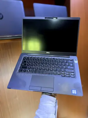 Laptop Dell Latitude 7300 16GB Intel Core I7 SSD 512GB